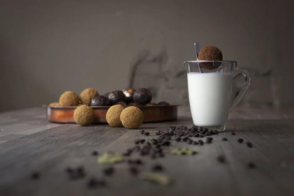 Sale Chocoladebom Chocolademelkbal Kaneel Chocolademelkbom (choco Bombs)
