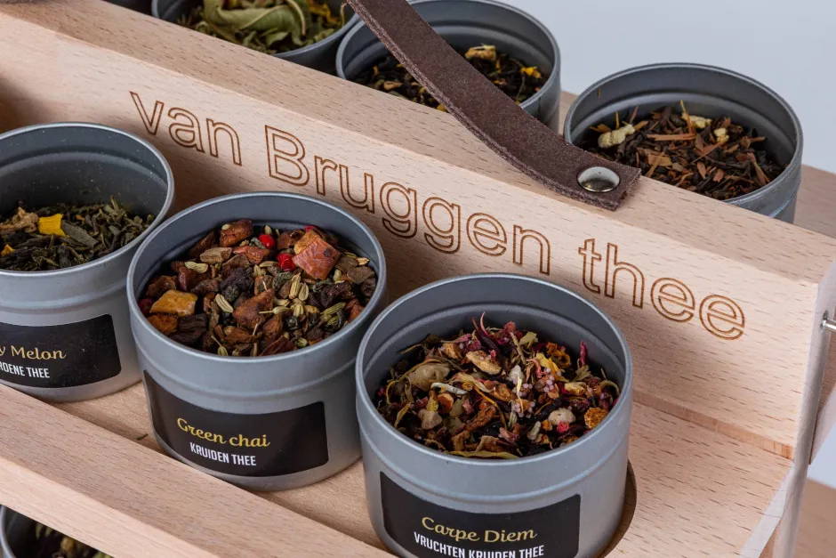 Discount Dubbele theedrager - met 16 smaken thee - Beukenhout Theedrager | Theeplanken