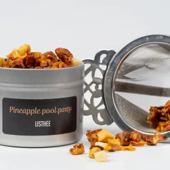 Hot Pineapple pool party - ijsthee IJsthee